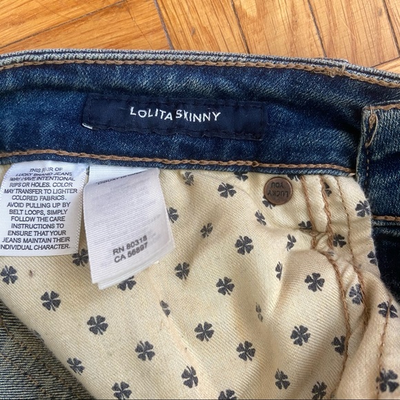 Lucky Brand - Distressed Skinny Jeans - Picture 3 of 9